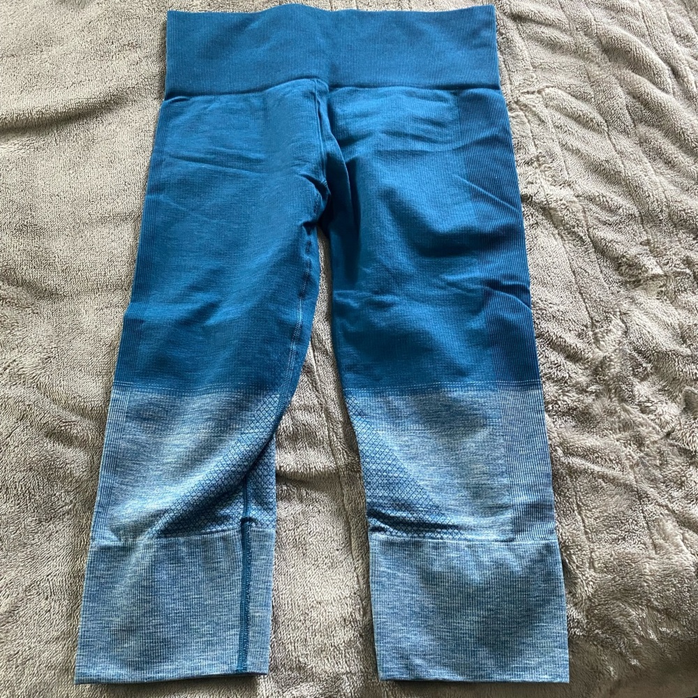 Lululemon crop leggings